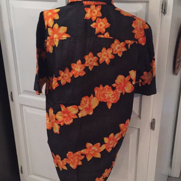 Reunion Outfitters tropical shirt - Picture 4 of 6